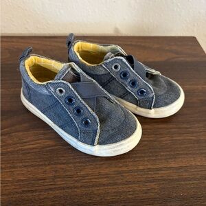 Toddler Size 5 Canvas Sneakers